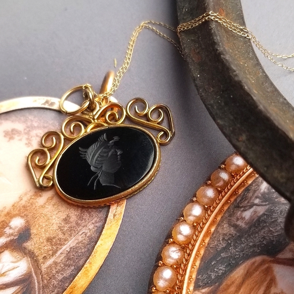 10kt Gold Victorian Roman Soldier Intaglio Carnelian Gem Pendant Necklace - Picture 3 of 9